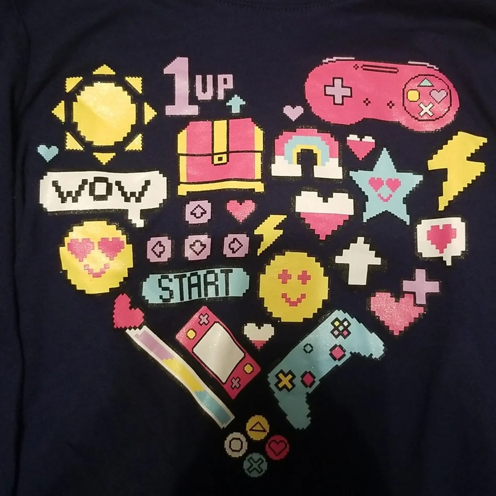 The Children’s Place Girls Emoji Heart Long Sleeve Graphic Tee